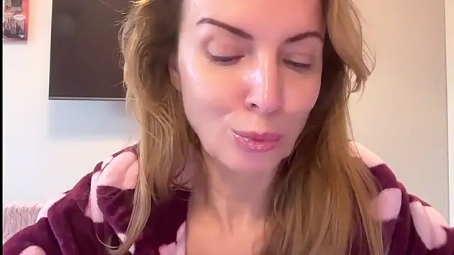 RachellAmazing online show from 02.06.25