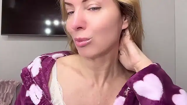 RachellAmazing online show from 02.08.25