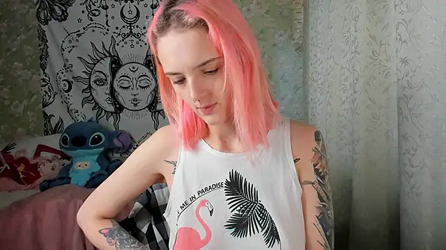 Snapshot of Cutie_Adelia chatting on 12.09.24 Cutie Adelia online show from 12.09.24