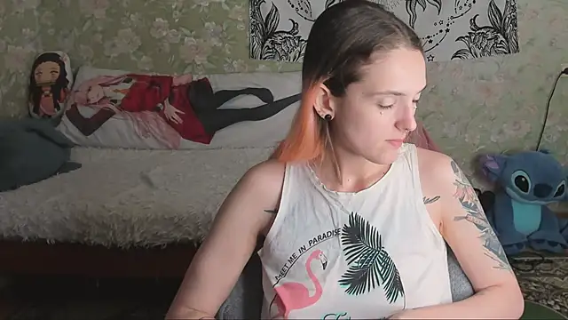 Snapshot of Cutie_Adelia chatting on 09.15.25 Cutie Adelia online show from 09.15.25