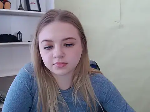 CrazyGloria online show from 02.08.25