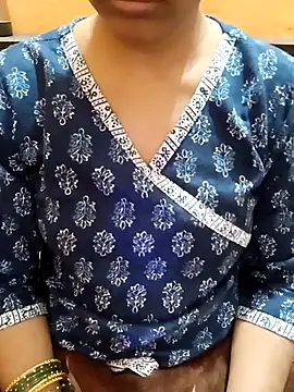 Diya 143 online show from 11.17.25