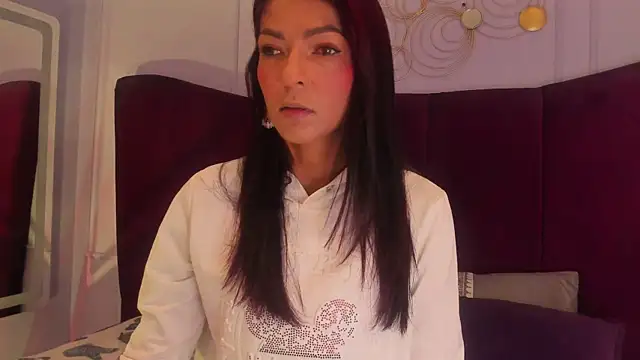 HannaPetit online show from 01.29.25