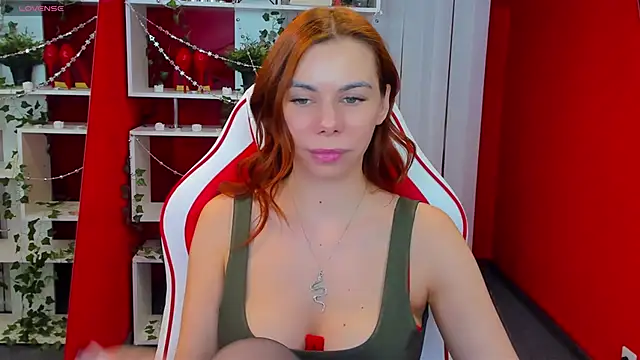 Snapshot of KateCloud chatting on 03.23.25 KateCloud online show from 03.23.25