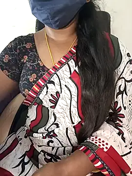 Snapshot of Tamil-hotwife chatting on 11.15.25 Tamil-hotwife online show from 11.15.25