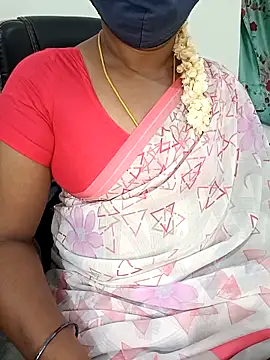 Snapshot of Tamil-hotwife chatting on 04.22.26 Tamil-hotwife online show from 04.22.26