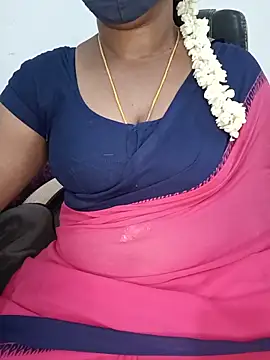 Snapshot of Tamil-hotwife chatting on 05.20.26 Tamil-hotwife online show from 05.20.26
