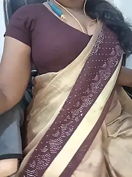 Snapshot of Tamil-hotwife chatting on 07.17.26 Tamil-hotwife online show from 07.17.26