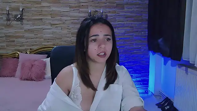 PlayfulElla online show from 12.06.24