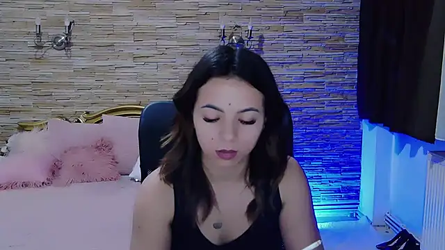 PlayfulElla online show from 12.15.24