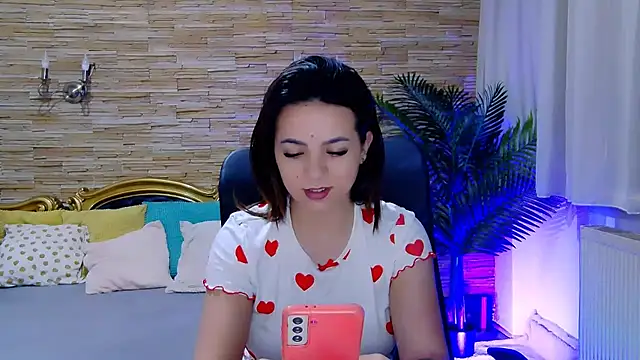 PlayfulElla online show from 02.21.25