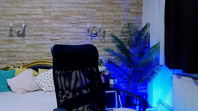 PlayfulElla online show from 03.22.25