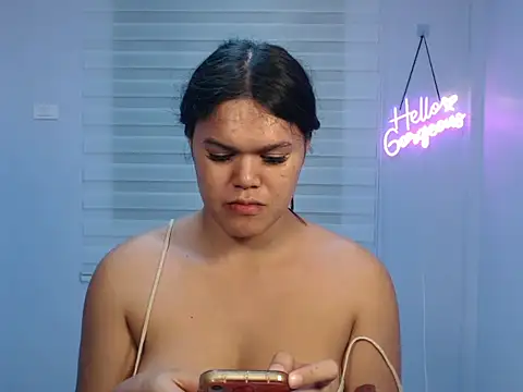 Miss Ivanawolf online show from 03.05.25