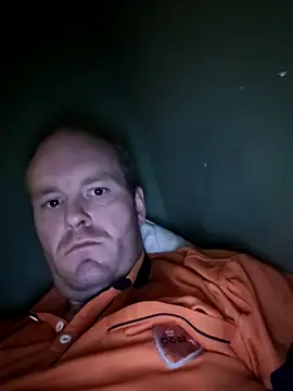 Snapshot of Janssen88 chatting on 11.06.25 Janssen88 online show from 11.06.25