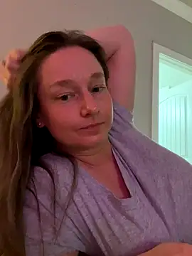 Snapshot of Vivian_MayXxX chatting on 10.07.25 Vivian MayXxX online show from 10.07.25