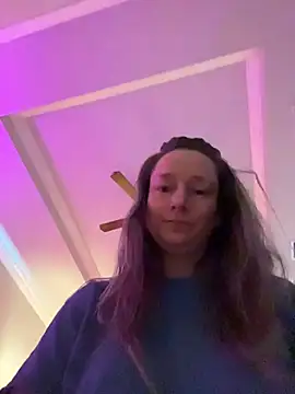 Snapshot of Vivian_MayXxX chatting on 11.02.25 Vivian MayXxX online show from 11.02.25