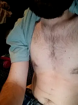 Snapshot of ShadowyTube chatting on 11.13.25 ShadowyTube online show from 11.13.25