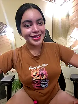 HotstuffCherrySummer online show from 10.14.25