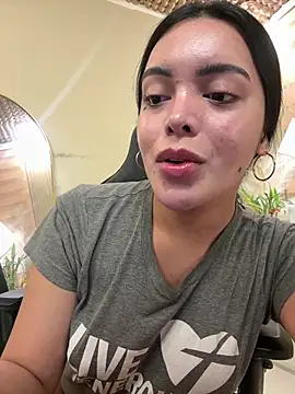 HotstuffCherrySummer online show from 01.11.26