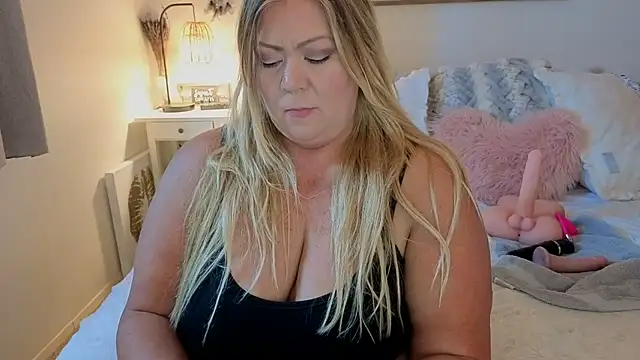 JESS LOVES online show from 10.02.25