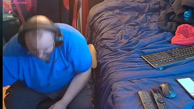 Snapshot of lefty15242 chatting on 03.13.26 lefty15242 online show from 03.13.26