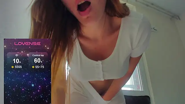 Snapshot of 92yourbitch922 chatting on 10.07.25 92yourbitch922 online show from 10.07.25