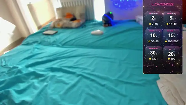 Snapshot of 92yourbitch922 chatting on 10.23.25 92yourbitch922 online show from 10.23.25