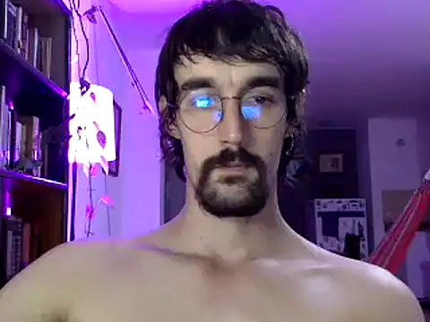 Snapshot of fazzbinderr chatting on 12.30.24 fazzbinderr online show from 12.30.24