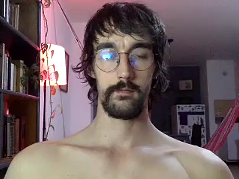 Snapshot of fazzbinderr chatting on 01.28.25 fazzbinderr online show from 01.28.25