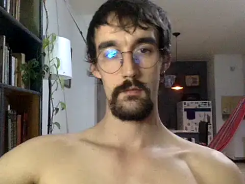 Snapshot of fazzbinderr chatting on 02.12.25 fazzbinderr online show from 02.12.25