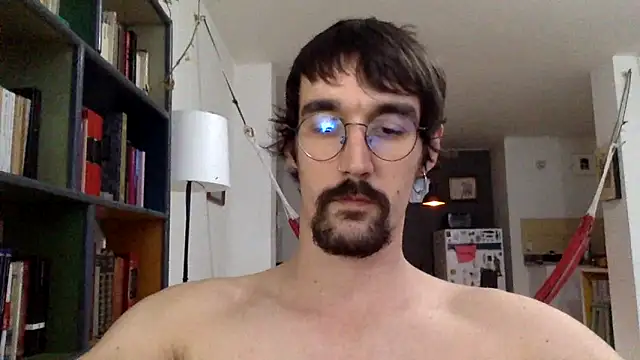 Snapshot of fazzbinderr chatting on 10.24.25 fazzbinderr online show from 10.24.25