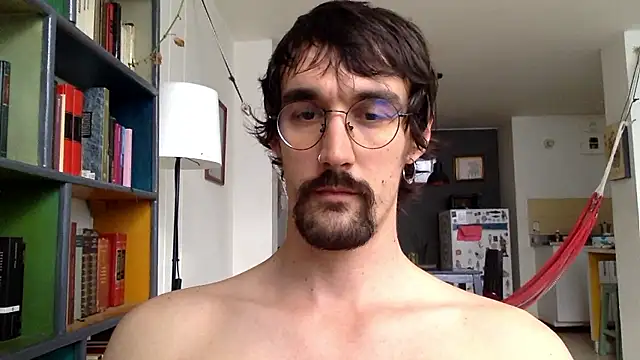 Snapshot of fazzbinderr chatting on 10.29.25 fazzbinderr online show from 10.29.25