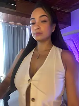 LEAH DOUUGLASS online show from 03.17.25