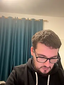 Tattooedman2 online show from 11.22.25