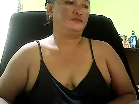 hott scarlett online show from 01.01.25