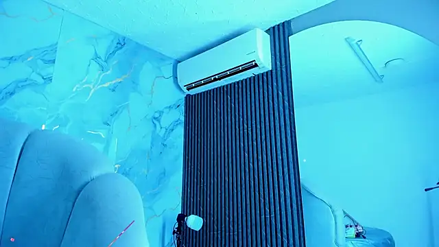 Snapshot of Katemoss70 chatting on 12.29.24 Katemoss70 online show from 12.29.24