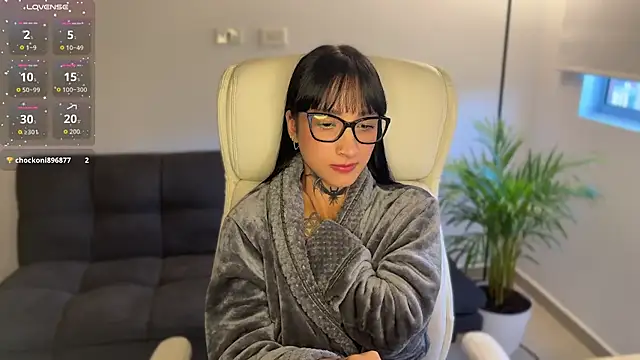 xisisxx online show from 10.08.25