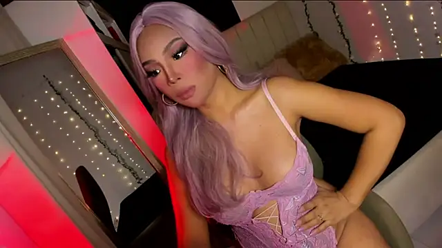 Snapshot of venusangelicxx chatting on 10.16.25 venusangelicxx online show from 10.16.25