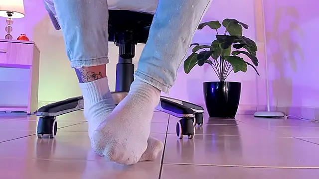 ArchieCollins online show from 10.14.25