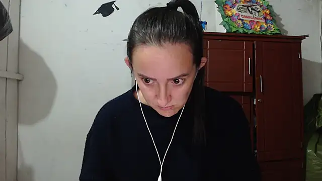 Snapshot of DeepAnal07 chatting on 10.04.25 DeepAnal07 online show from 10.04.25