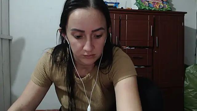 Snapshot of DeepAnal07 chatting on 10.14.25 DeepAnal07 online show from 10.14.25