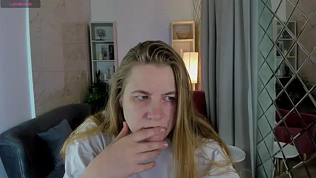 JadeSoft online show from 10.10.25