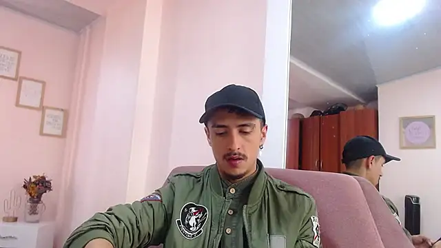 Snapshot of ryan_maxy chatting on 02.06.25 ryan maxy online show from 02.06.25