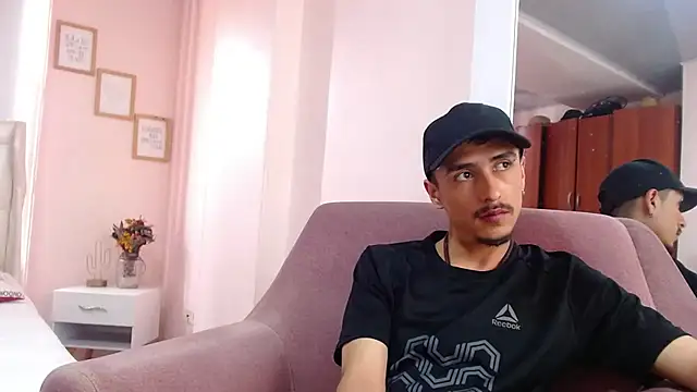 Snapshot of ryan_maxy chatting on 02.06.25 ryan maxy online show from 02.06.25