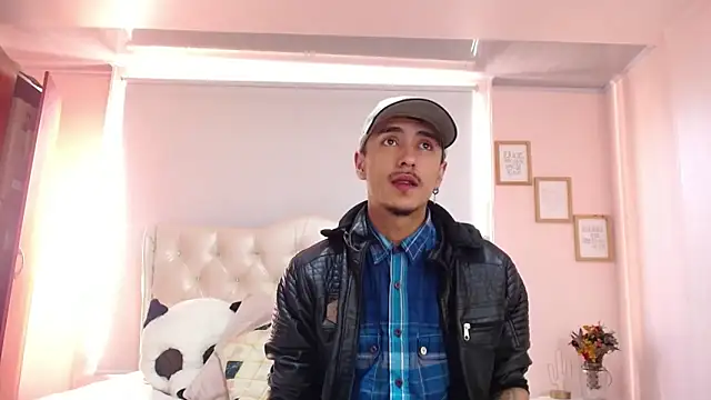 Snapshot of ryan_maxy chatting on 02.09.25 ryan maxy online show from 02.09.25