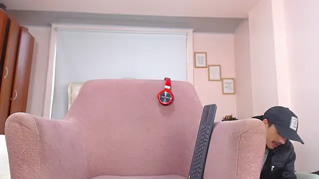 Snapshot of ryan_maxy chatting on 02.25.25 ryan maxy online show from 02.25.25