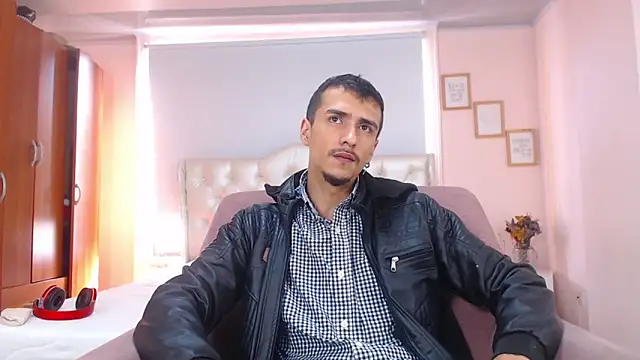 Snapshot of ryan_maxy chatting on 03.07.25 ryan maxy online show from 03.07.25