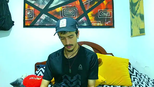 Snapshot of ryan_maxy chatting on 10.12.25 ryan maxy online show from 10.12.25