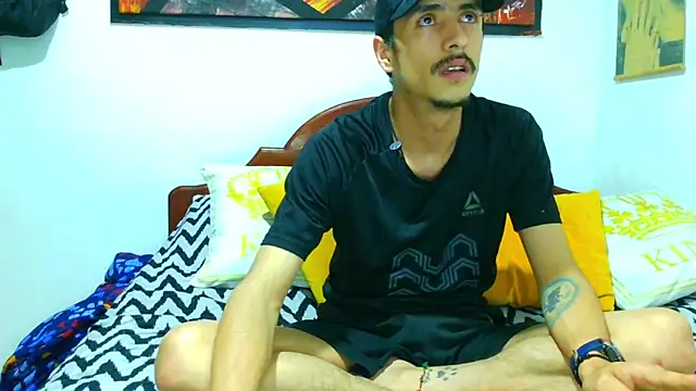 Snapshot of ryan_maxy chatting on 10.14.25 ryan maxy online show from 10.14.25