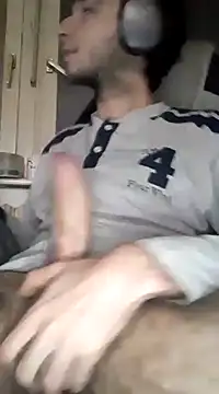 Snapshot of WhiteMambaSelfSuck chatting on 01.11.25 WhiteMambaSelfSuck online show from 01.11.25